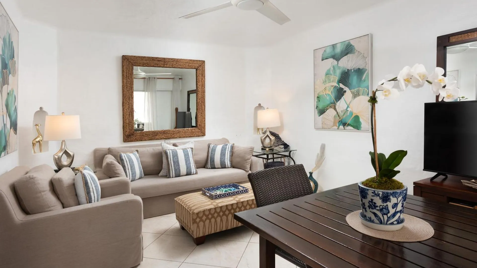 Coralita Apartments سانت مايكل