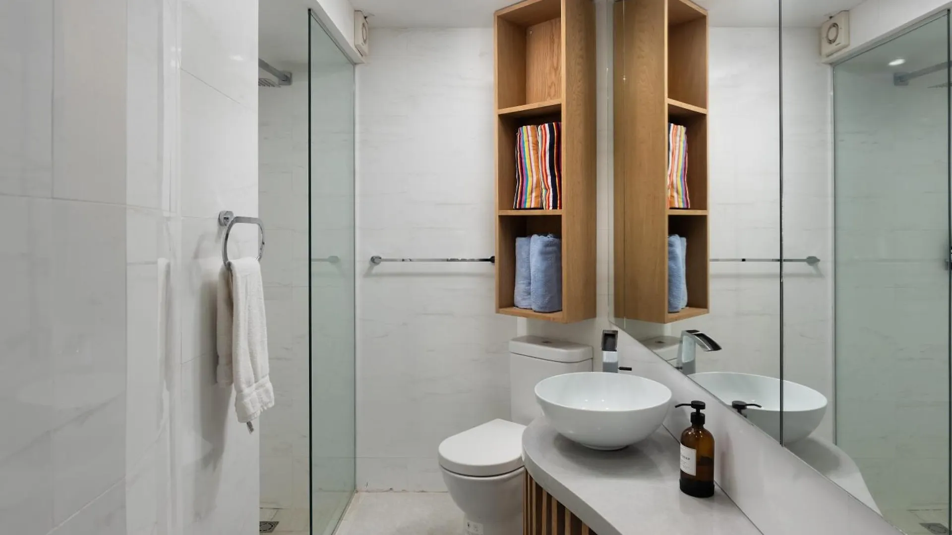 Coralita Apartments سانت مايكل