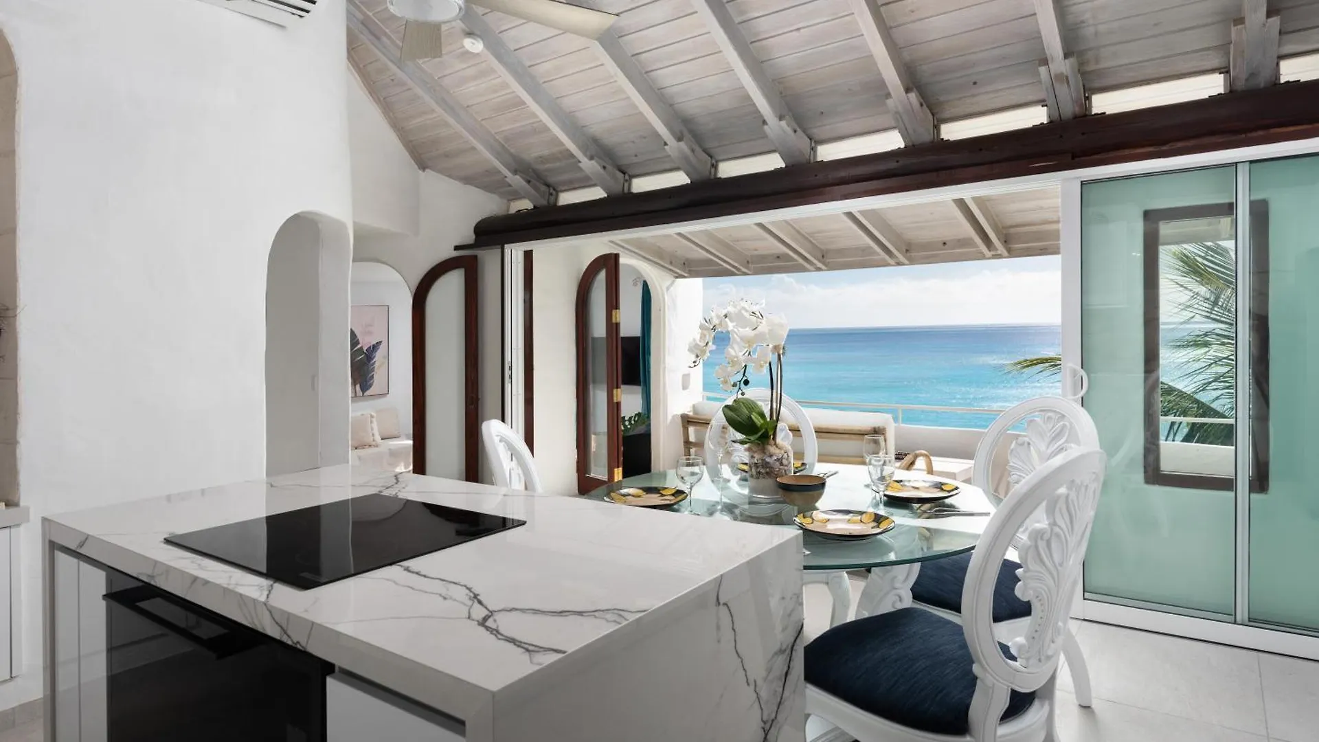 Coralita Apartments Saint Michael